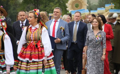 Dożynki Powiatowo-Gminne w Rudołowicach – święto plonów, tradycji i wspólnoty!