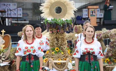 Dożynki Powiatowo-Gminne w Rudołowicach – święto plonów, tradycji i wspólnoty!