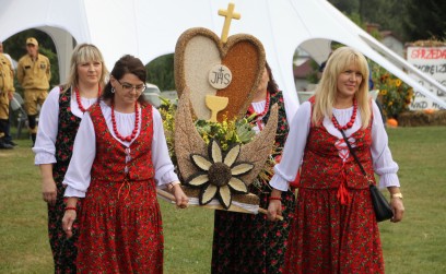 Dożynki Powiatowo-Gminne w Rudołowicach – święto plonów, tradycji i wspólnoty!