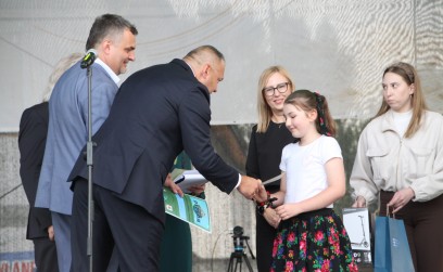 Wręczenie nagród w Gminnym Konkursie Plastycznym „Odnawialne Źródła Energii” !