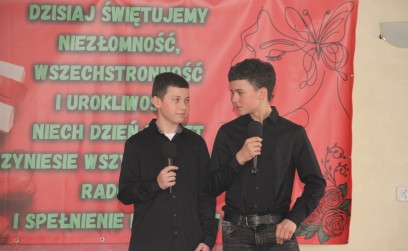 "Niech Dzień Kobiet przyniesie wszystkim Paniom radość i spełnienie marzeń!”