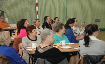 "Niech Dzień Kobiet przyniesie wszystkim Paniom radość i spełnienie marzeń!”