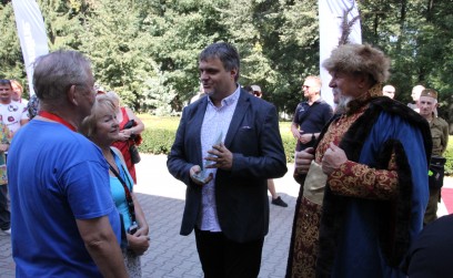 Nietuzinkowe pojazdy zabytkowe zawitały na terenie Gminy Roźwienica!