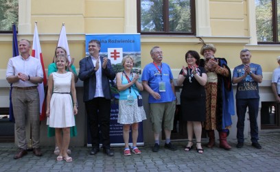 Nietuzinkowe pojazdy zabytkowe zawitały na terenie Gminy Roźwienica!