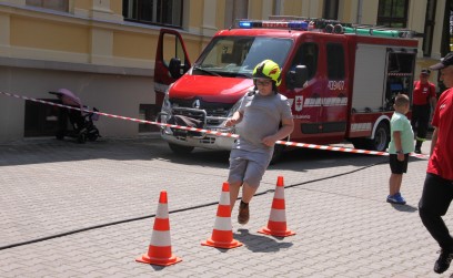 Roźwienicki Park Rozbrzmiał Śmiechem – Bajeczny Gminny Dzień Dziecka!