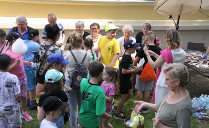 Roźwienicki Park Rozbrzmiał Śmiechem – Bajeczny Gminny Dzień Dziecka!