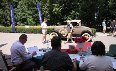Klasyka motoryzacji zawitała do Roźwienicy! 