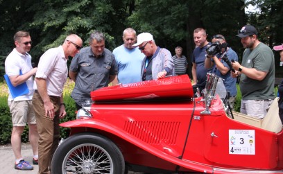 Klasyka motoryzacji zawitała do Roźwienicy! 