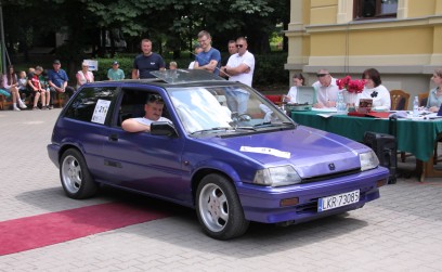 Klasyka motoryzacji zawitała do Roźwienicy! 