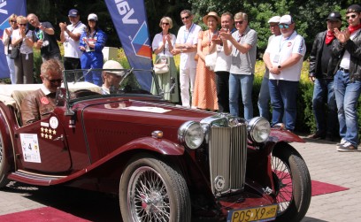 Klasyka motoryzacji zawitała do Roźwienicy! 