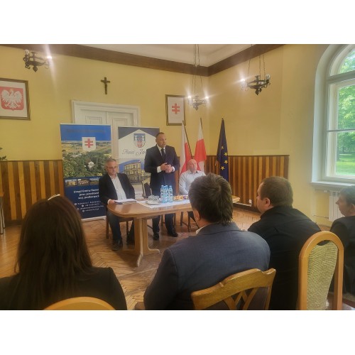 „SPOTKANIA PRZY STOLE – STAROSTA W KAŻDEJ GMINIE” ZA NAMI!