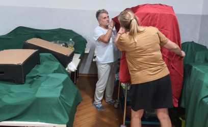 Trwają prace remontowe w Wiejskim Domu Kultury w Cząstkowicach.